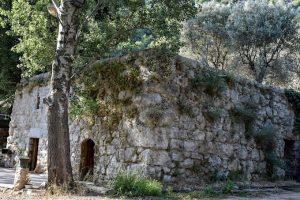 Tannourine - Deir Mar Antonios (1)