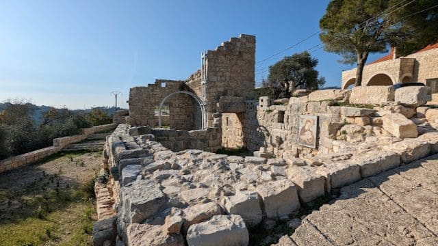 Behdaydat-–-Chapels-Saydet-el-Bzez-Saint-Nicolas-4