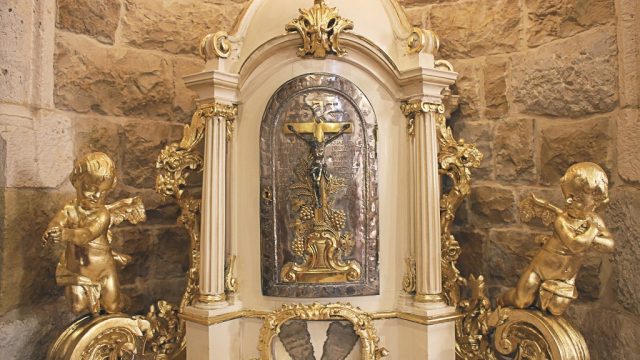 Dlebta-Convent-of-Our-Lady-of-the-Fields-3
