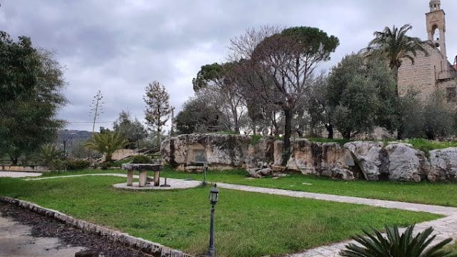 Kfifane-Sanctuary-of-Saint-Nimatullah-Hardini-10
