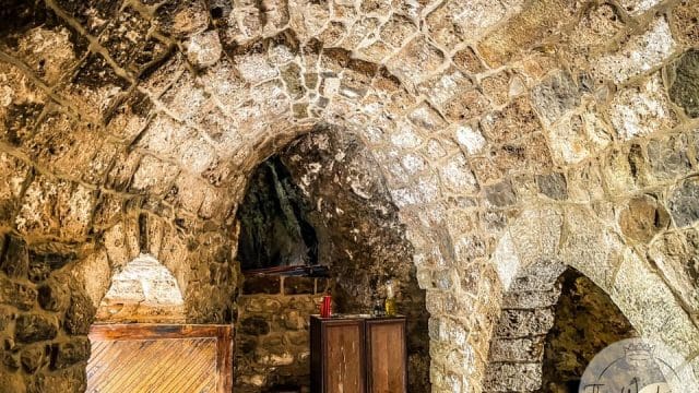 The Valley of Houlat Hadshyt – The Church of Mart Shemouny (7)