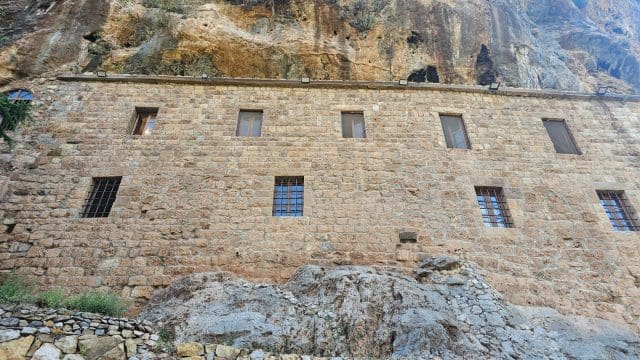 The monastery of our Lady of Qannoubin (10)
